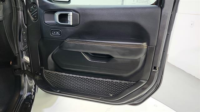 car-gallery-25