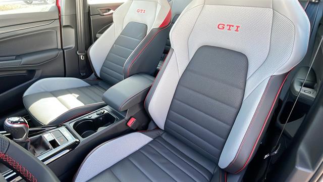 2024 Volkswagen Golf GTI 380 SE 15