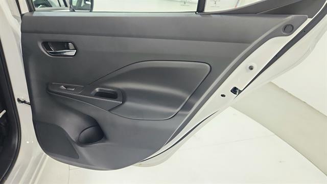 car-gallery-26