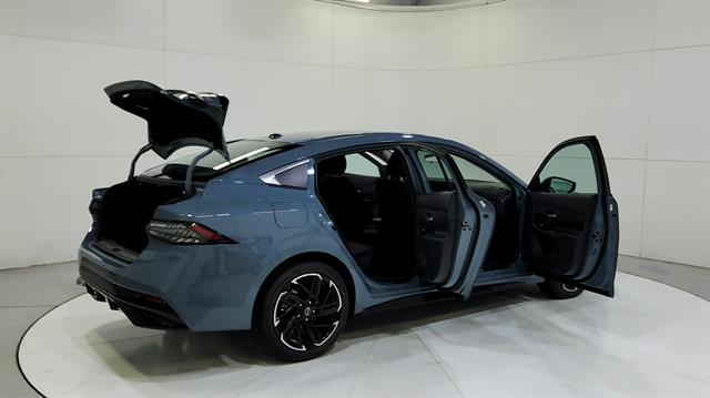 car-gallery-32
