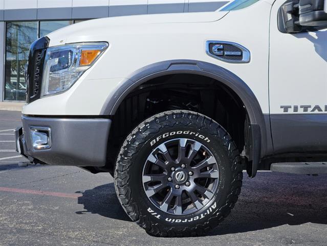 2017 Nissan Titan XD PRO-4X 7