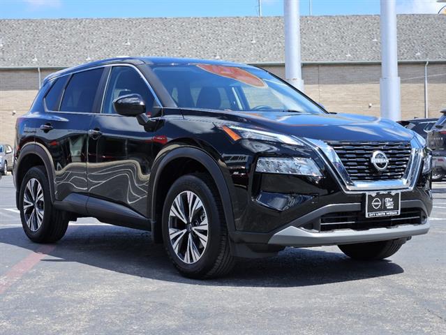 2023 Nissan Rogue SV 2