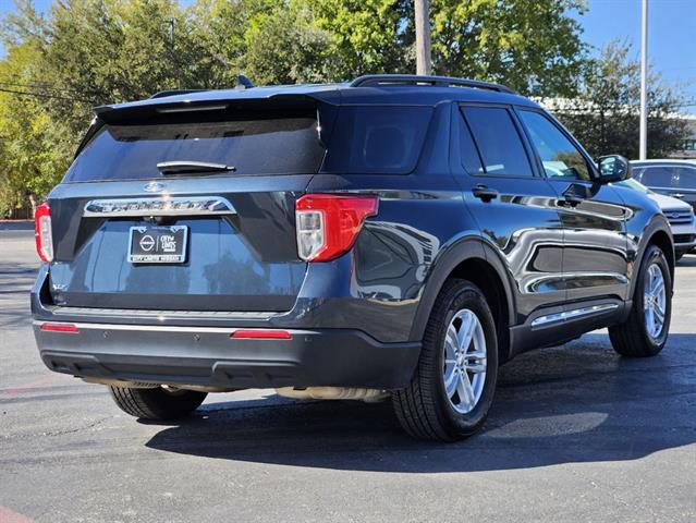 2022 Ford Explorer XLT 5