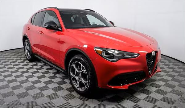 2025 Alfa Romeo Stelvio AWD SUV