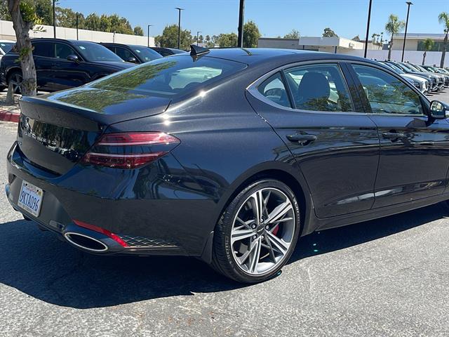 2024 Genesis G70 2.5T Standard 7