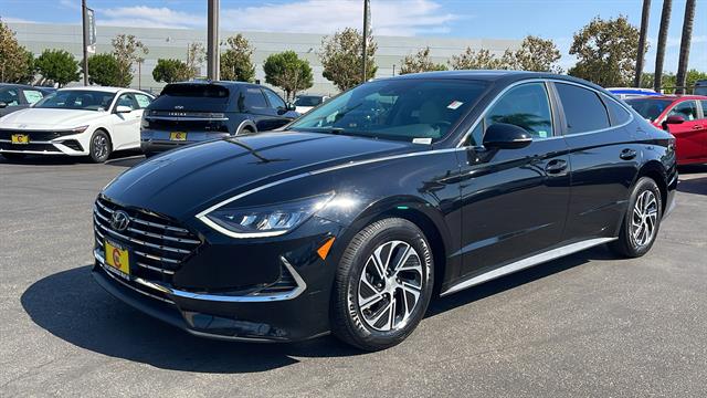 2022 Hyundai Sonata Hybrid Blue 13