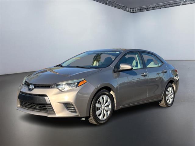 2015 Toyota Corolla LE 4dr Sedan 8