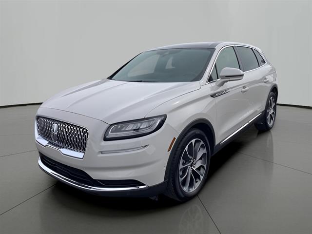 Lincoln Nautilus Reserve AWD