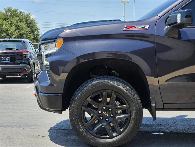 2022 Chevrolet Silverado 1500 LT Trail Boss 7