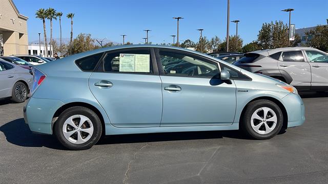 2014 Toyota Prius Three 6