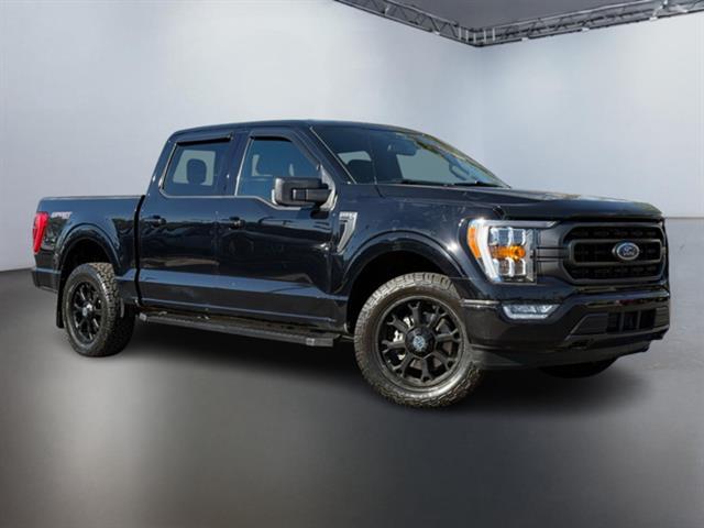 2021 Ford F-150 Lariat 2