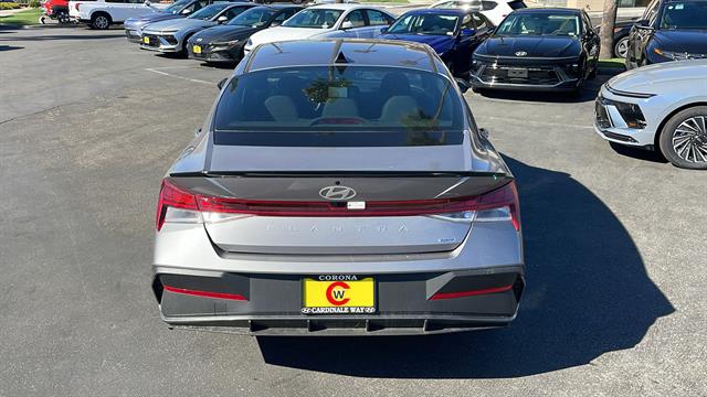 2025 Hyundai Elantra Hybrid Blue 8