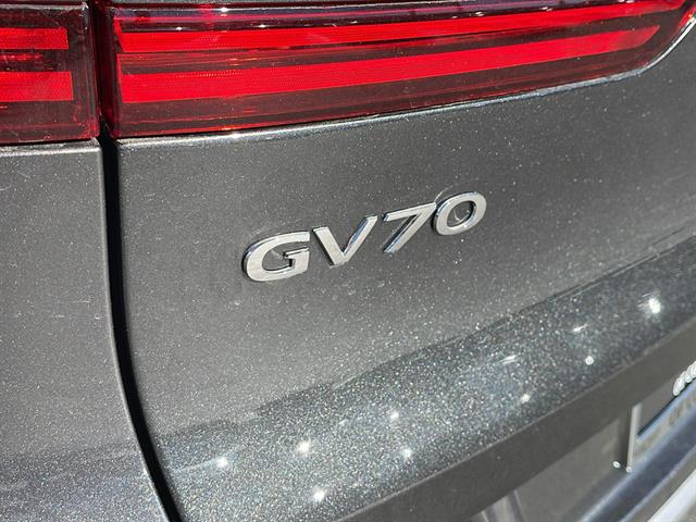 2025 Genesis Electrified GV70 Advanced 30