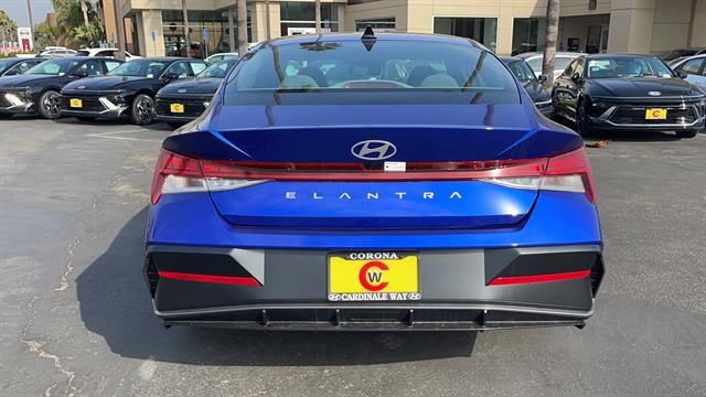 2024 Hyundai Elantra SEL 9