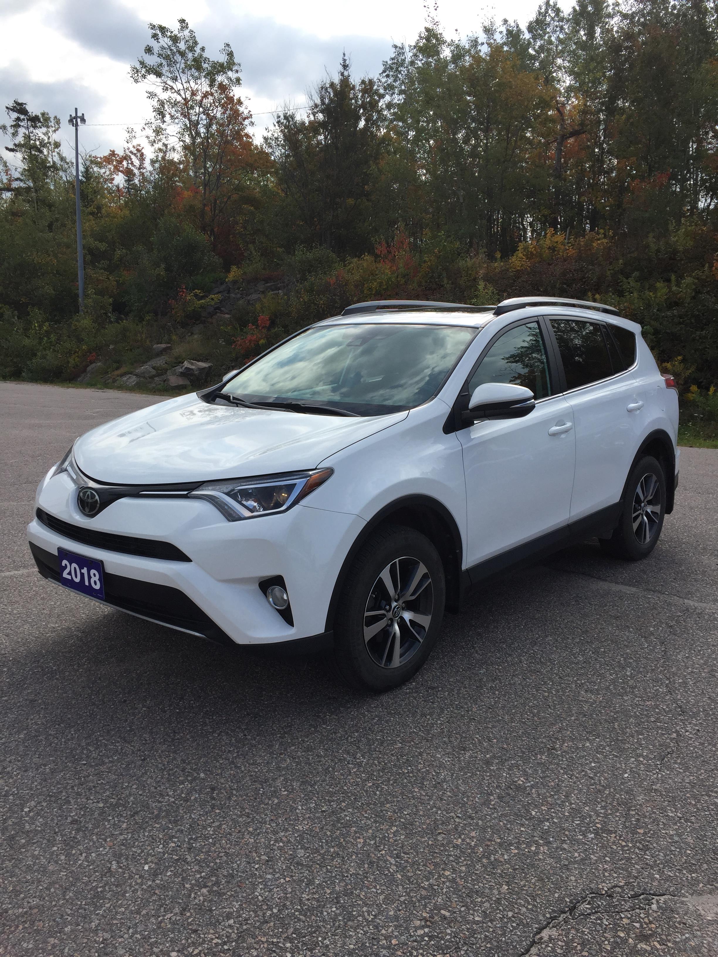 2018 Toyota RAV4 XLE White, : 2.5L 4-Cylinder SMPI -inc: aluminum alloy