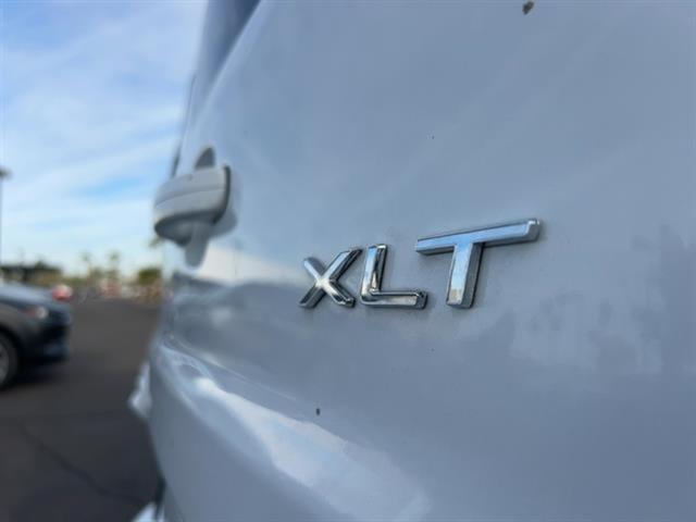 2018 Ford Transit Connect Van XLT 12