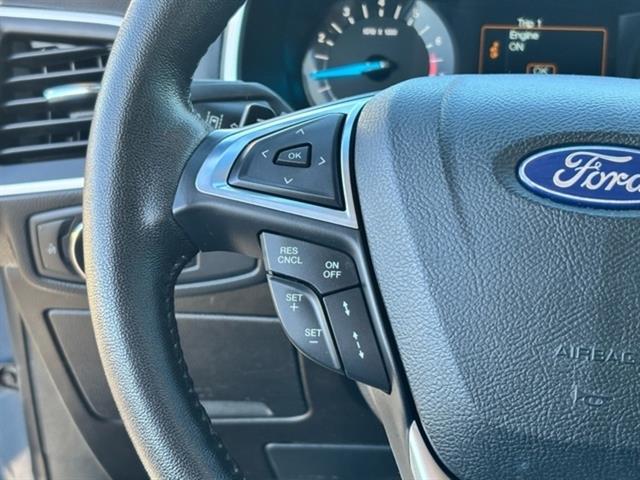 2018 Ford Edge SEL 23