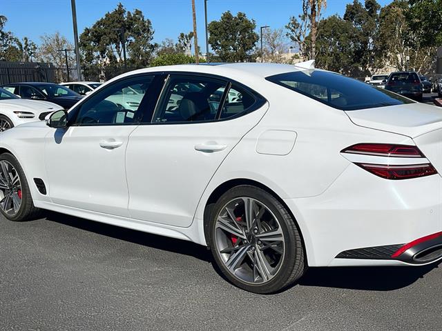 2025 Genesis G70 2.5T Standard 10