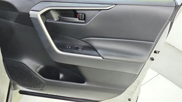 car-gallery-24