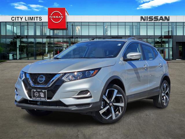 2022 Nissan Rogue Sport SL 1