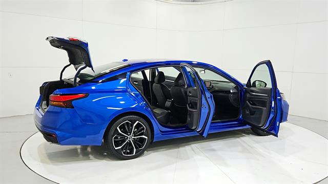 car-gallery-32