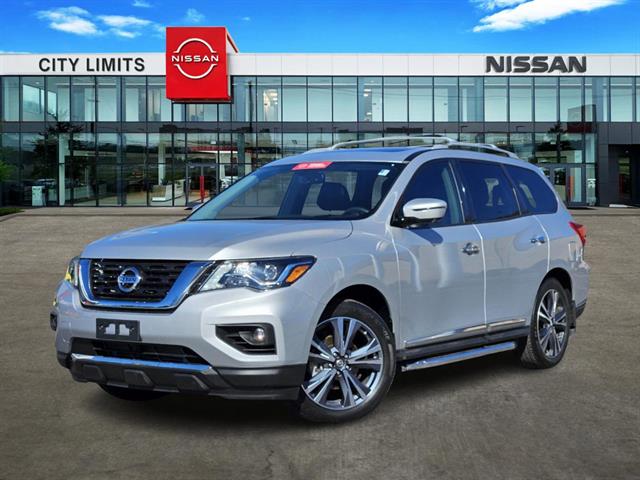 2018 Nissan Pathfinder Platinum 1