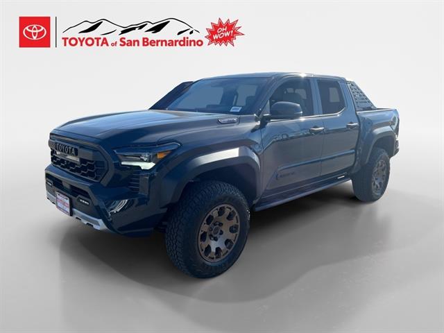 2025 Toyota Tacoma Trailhunter's photo