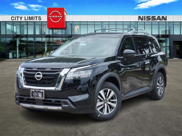 2024 Nissan Pathfinder SL 1