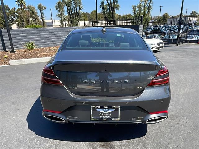 2025 Genesis G70 3.3T RWD Sport Advanced 5