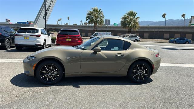 2024 Mazda MX-5 Miata RF Grand Touring 4