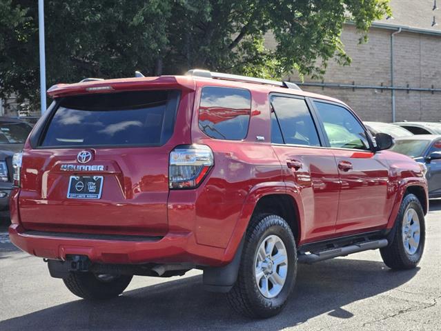 2022 Toyota 4Runner SR5 Premium 3