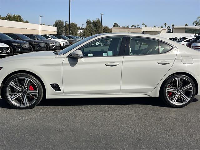 2025 Genesis G70 2.5T Prestige 12