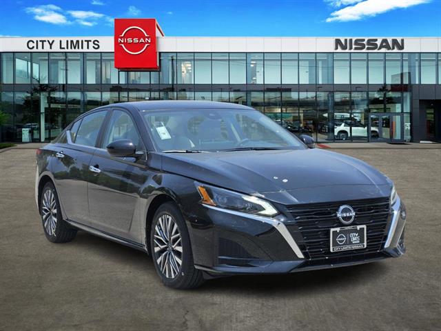 2024 Nissan Altima 2.5 SV 1