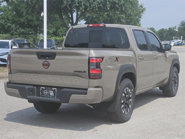 2024 Nissan Frontier PRO-X 4