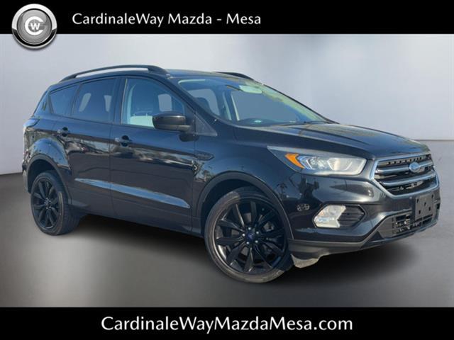 2017 Ford Escape SE 1