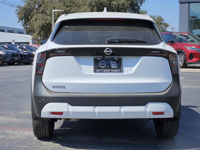 2025 Nissan Kicks SV 4