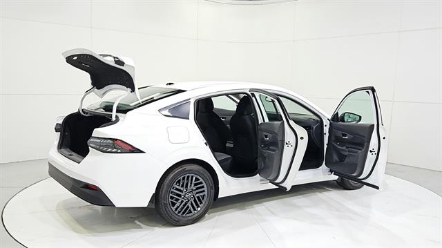 car-gallery-32