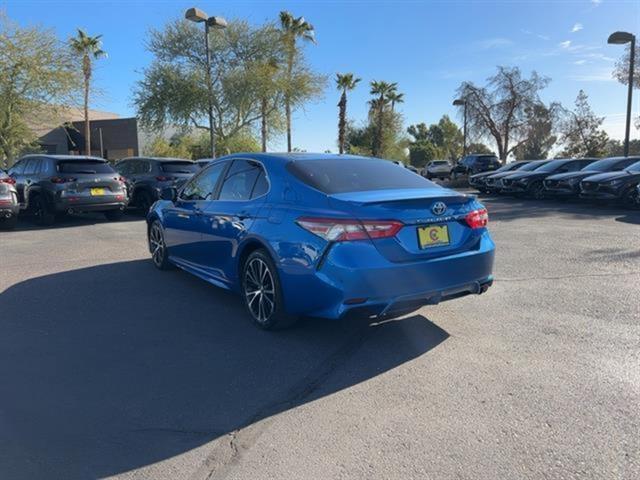 2018 Toyota Camry SE 6