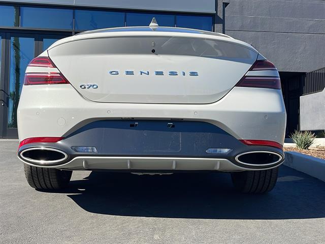 2025 Genesis G70 2.5T RWD 10