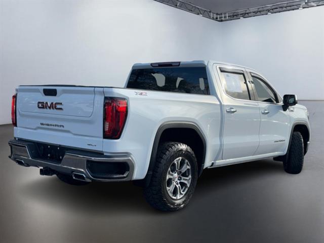 2021 GMC Sierra 1500 SLT 3