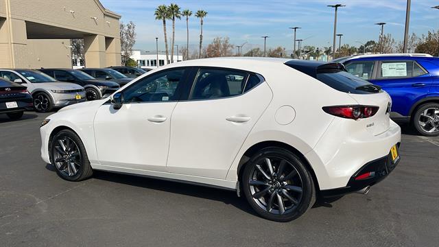 2021 Mazda Mazda3 Hatchback Preferred 10