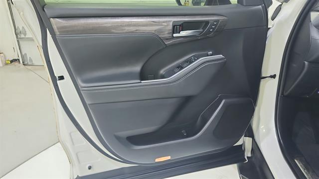 car-gallery-22