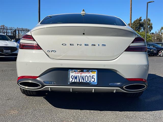 2025 Genesis G70 2.5T Standard 10