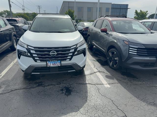 2024 Nissan Rogue SL AWD's photo