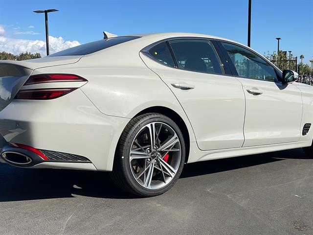 2025 Genesis G70 2.5T RWD 7