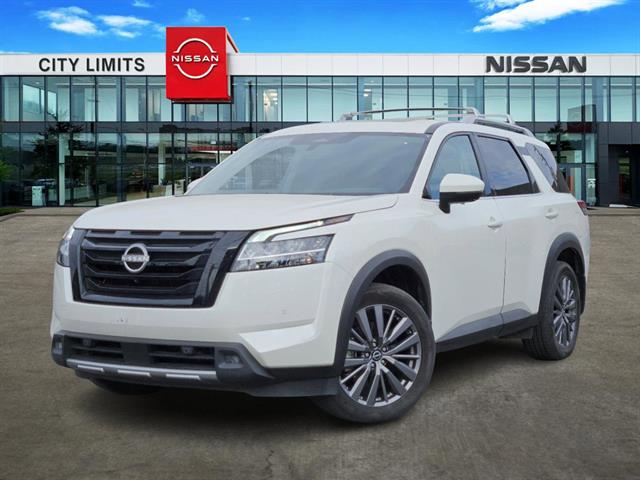 2023 Nissan Pathfinder SL 1