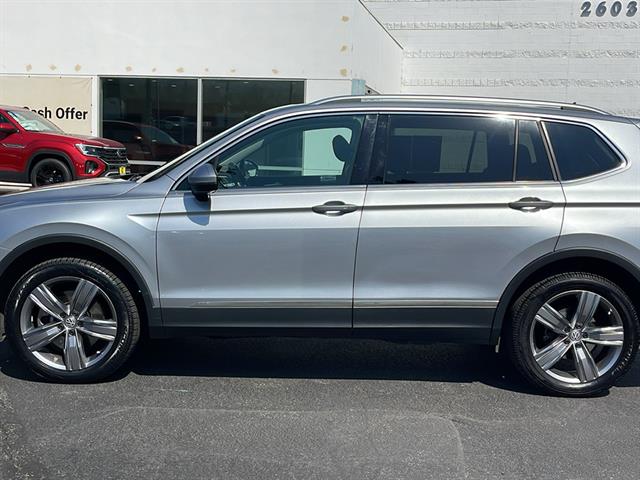 2020 Volkswagen Tiguan 2.0T SEL 12