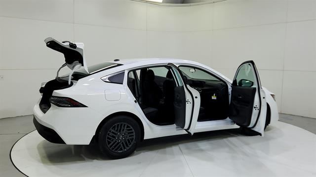car-gallery-32
