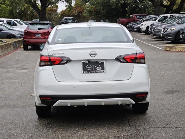 2025 Nissan Versa SV 4