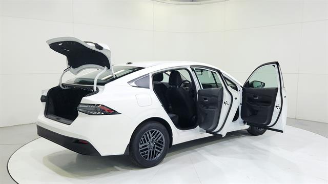 car-gallery-32
